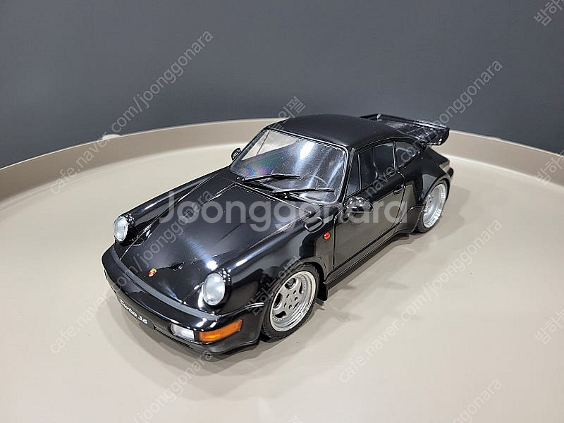 1:18 다이캐스트 포르쉐 911 여러대 판매합니다.--1