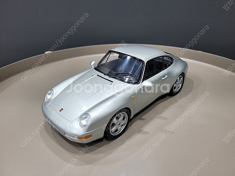 1:18 다이캐스트 포르쉐 911 여러대 판매합니다.--8