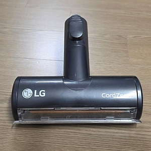 LG A9 코드제로 이불 브러시 판매합니다 작동 잘 됩니다