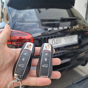 포르쉐 SUV 마칸, 카이엔 모든연식 스마트키 올키 분실시 차문잠김 긴급 SOS 출장 키복사 제작 비상용 스페어키 예비키 여분키로 추가 구매 가능