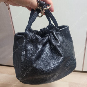 유르트 플럼백 빈티지블랙 팝니다