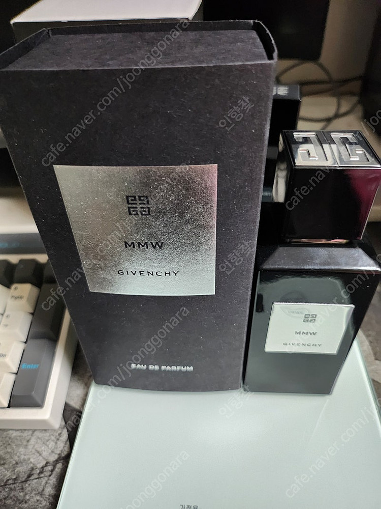 지방시 MMW 100ml향수 팝니다.--2