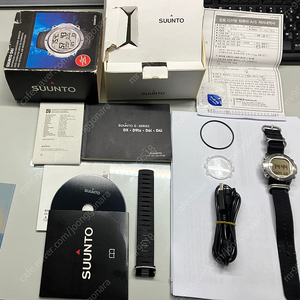 SUUNTO D6i, 파우치, 여분 시계줄