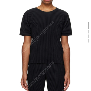 HOMME PLISSE ISSEY MIYAKE 블랙 베이직 티셔츠 3사이즈 새상품 / 플리츠플리즈