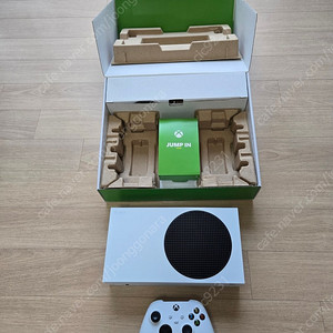 xbox series s(엑시스)팝니다(택포)