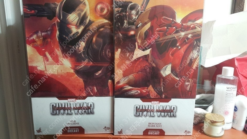 핫토이 시빌워 워머신 풀구성 (카톤O), 시빌워 캡틴, 마크7 노멀헤드 (이디스), 마크50 헤드, 팔, 다리 그 ... 이미지