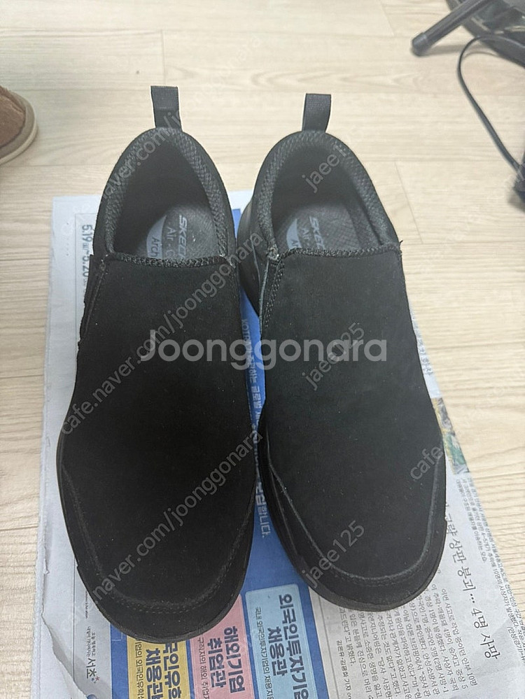 스케쳐스 고워크 아치핏 운동화 275--1