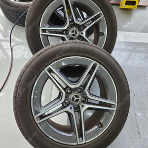 벤츠 AMG 휠타이어 한대분 팝니다