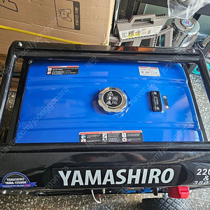 엔진발전기 12키로 야마시로 발전기 새것 판매합니다 yamashiro 125000w
