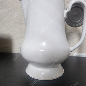 아스티에드 드 빌라트 화병