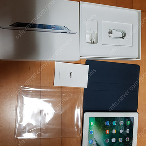 아이패드 4 wifi 64GB 풀박 ESR 케이스 포함
