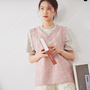 가니송 ,스윗스윗니스 티셔츠,유에르 ,COS ,메이비베이비 ,JJ지고트, 메종마레 ,앤아더스토리즈 ,칼라거펠트,홉HOPE