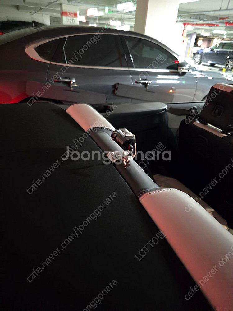 포드 머스탱 컨버터블 블랙박스 후방카메라 거치대 (6,...--3