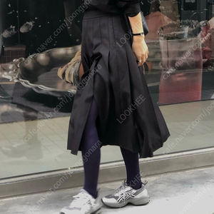 프레쉬 라벨 perth pleats skirts xs