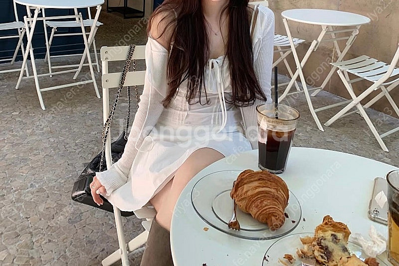 Leeds 리즈 Pure sleeveless dress...--0
