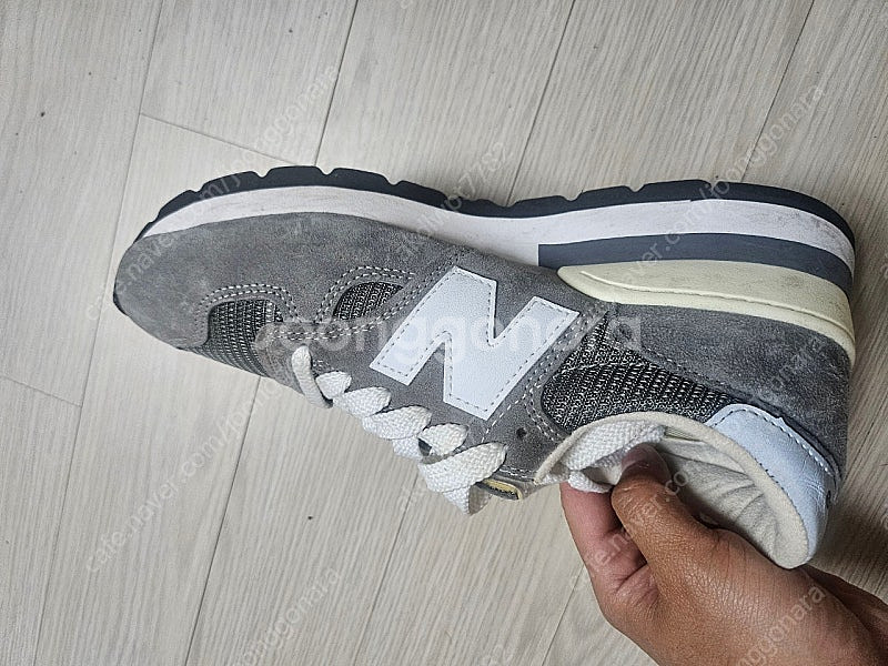 뉴발란스 m990gry 250--4