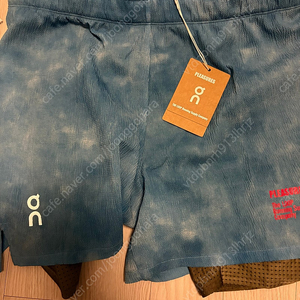 On Running x Pleasures x The Loop Shorts Blizzard 온 러닝 플레져스 더루프 쇼츠