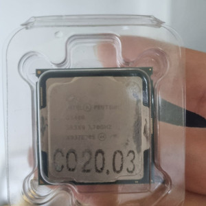 펜티엄 골드 G5400 3.70Ghz CPU 팝니다