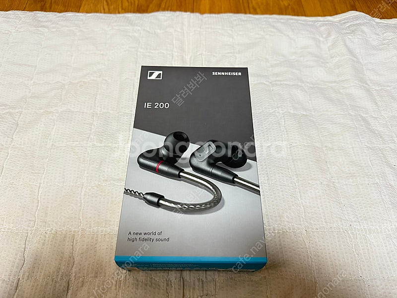 젠하이저 IE200 유선 이어폰 신품급 팝니다.--0