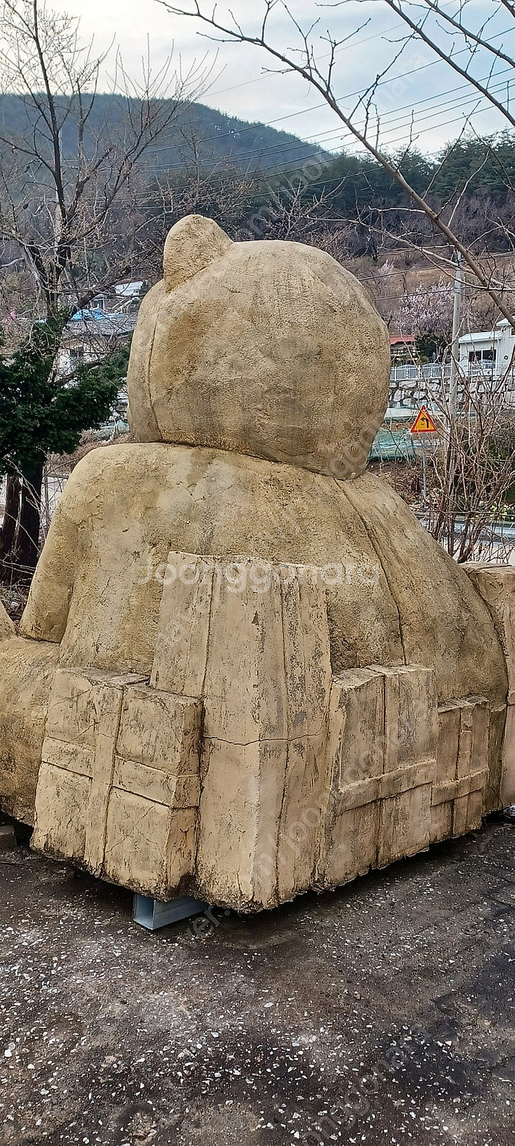 조형물 곰돌이 나무토막--2