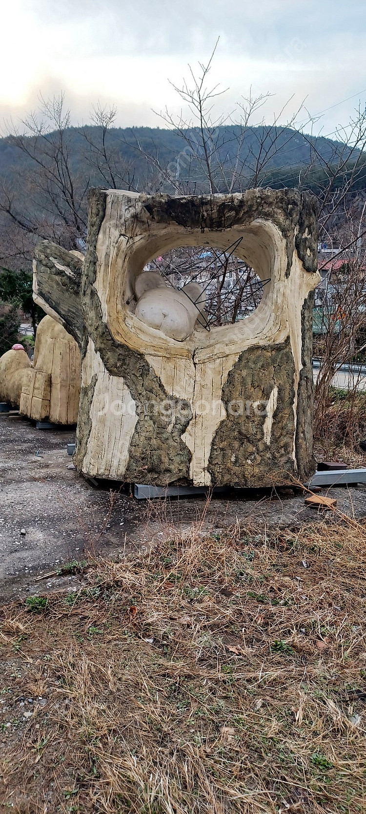 조형물 곰돌이 나무토막--8