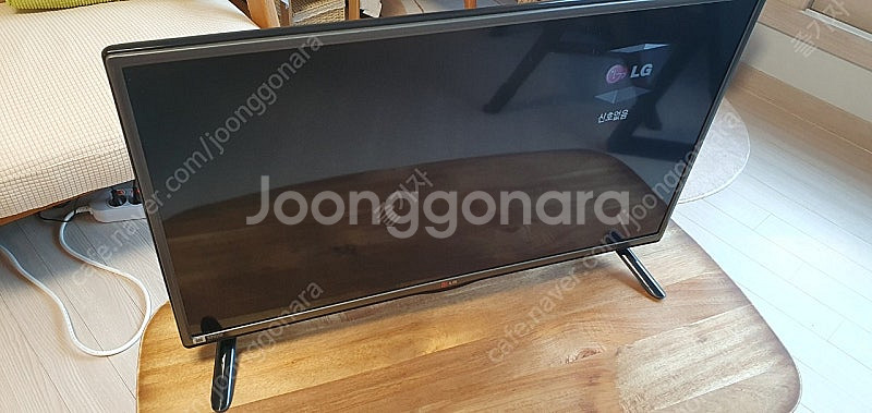 LG 32 인치 LED TV입니다--1