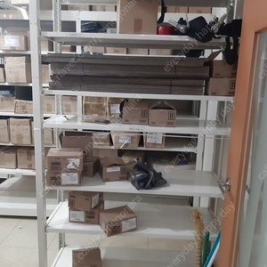 중고 무볼트 중량랙, 스마트랙, 스피드랙, 앵글,선반,진열대 7단 5세트 팝니다.​