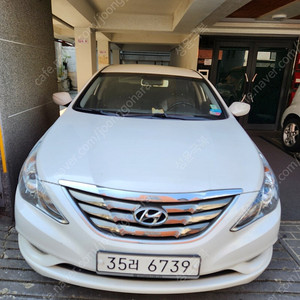 흰색 YF소나타 LPG 차량 팝니다