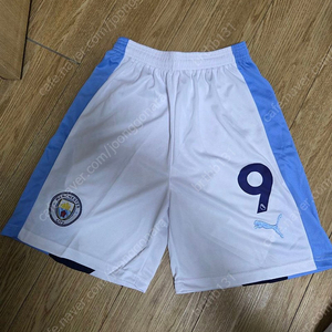 토트넘 손흥민(7번), 바이에른뮌헨 김민재(3번), PSG 이강인(19번), 네이마르(10번), 레알 음바페(9번), 맨시티 더브라이너(17번), 홀란(9번), 아스날 제주스(9번