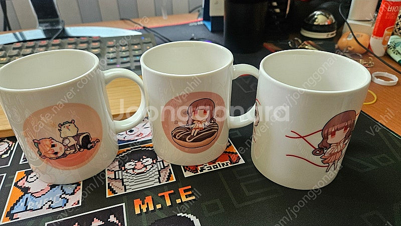 픽셀 머그컵, 키캡 팝니다.(삐부, 삐부스페셜, 김뿡)...--0