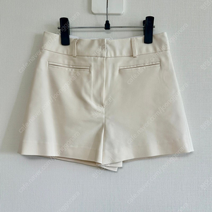 르뮈 이네스 숏츠 XS