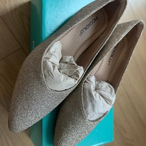[새상품] 피카딜리 플랫슈즈 1.5cm 글리터 34 사이즈 판매합니다.
