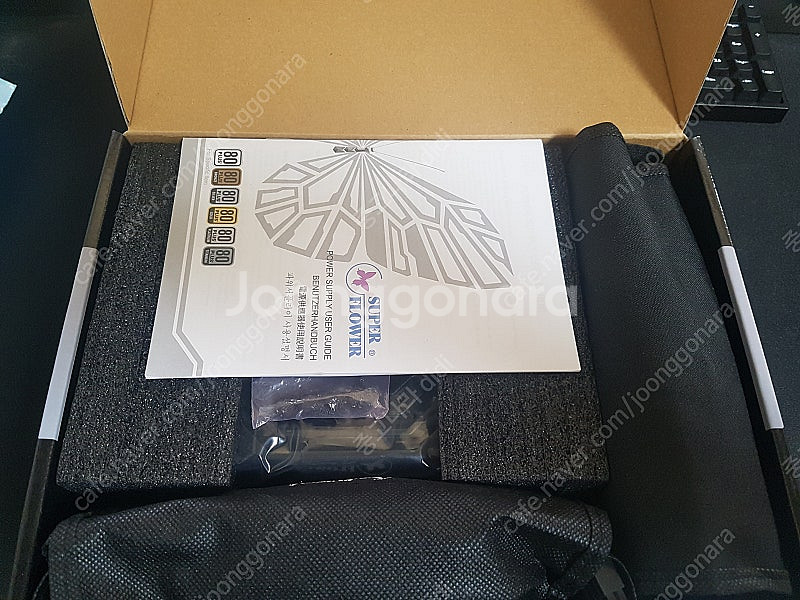 슈퍼플라워 750W 80PLUS SILVER 풀모듈러--1