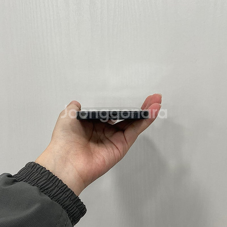 06473 아이폰15프로 블랙티타늄 256GB A급 부...--5