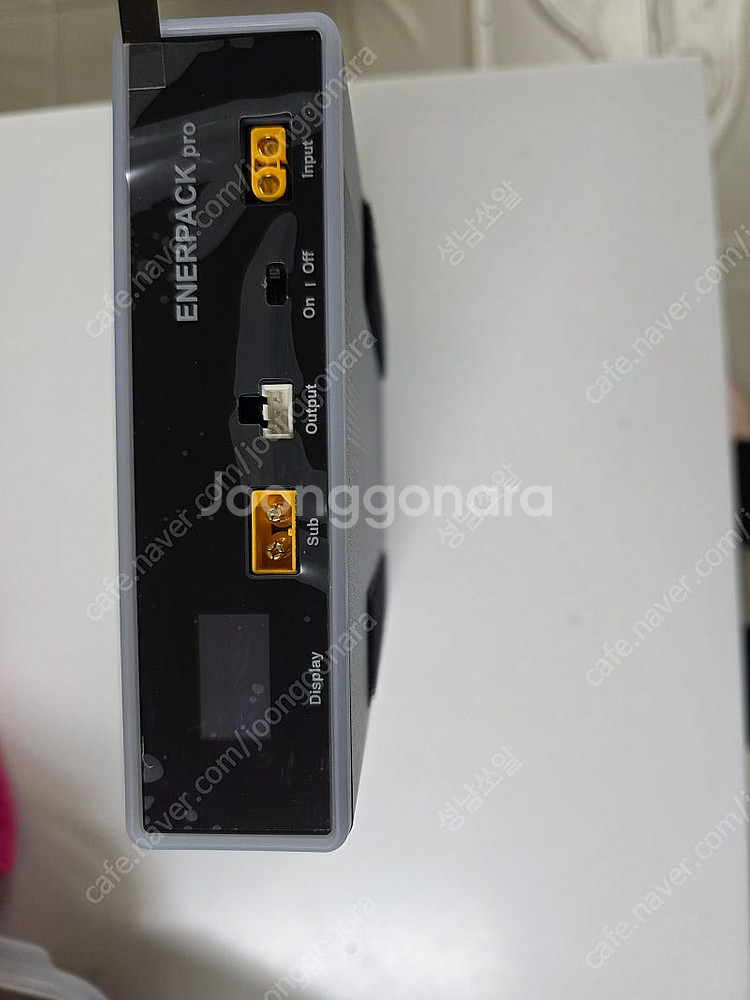 에너웨이브 보조배터리 팝니다(차량용 보조배터리)--0