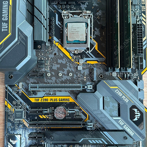 Z390, 9700k, DDR4 16GB (8GB*2) 보드셋 판매합니다