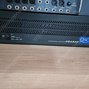 공연용앰프 QSC USA900 매매합니다.