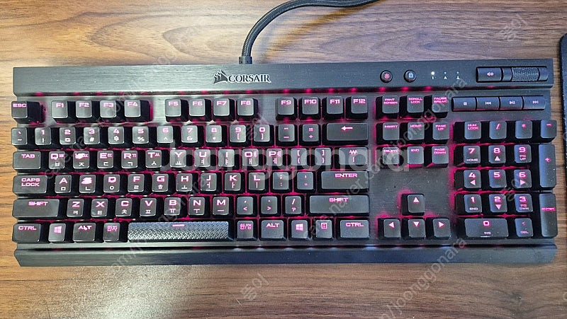 커세어 k70 rgb 적축 키보드 팝니다--1