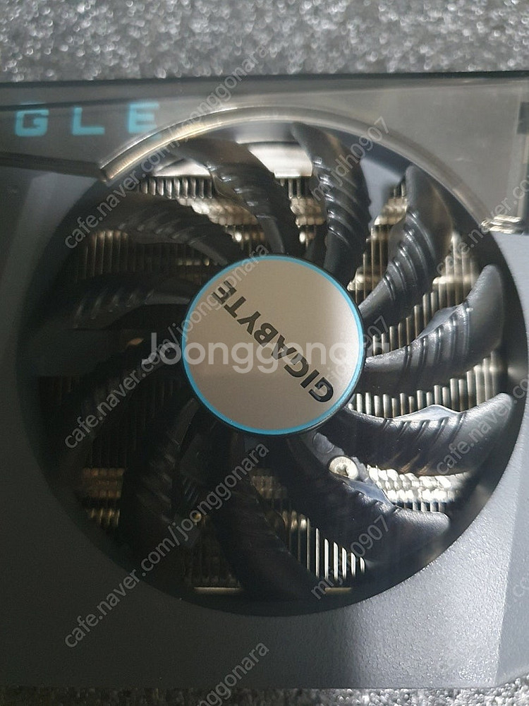 기가바이트 라데온 rx 6700xt 이글 팝니다~~~~...--3