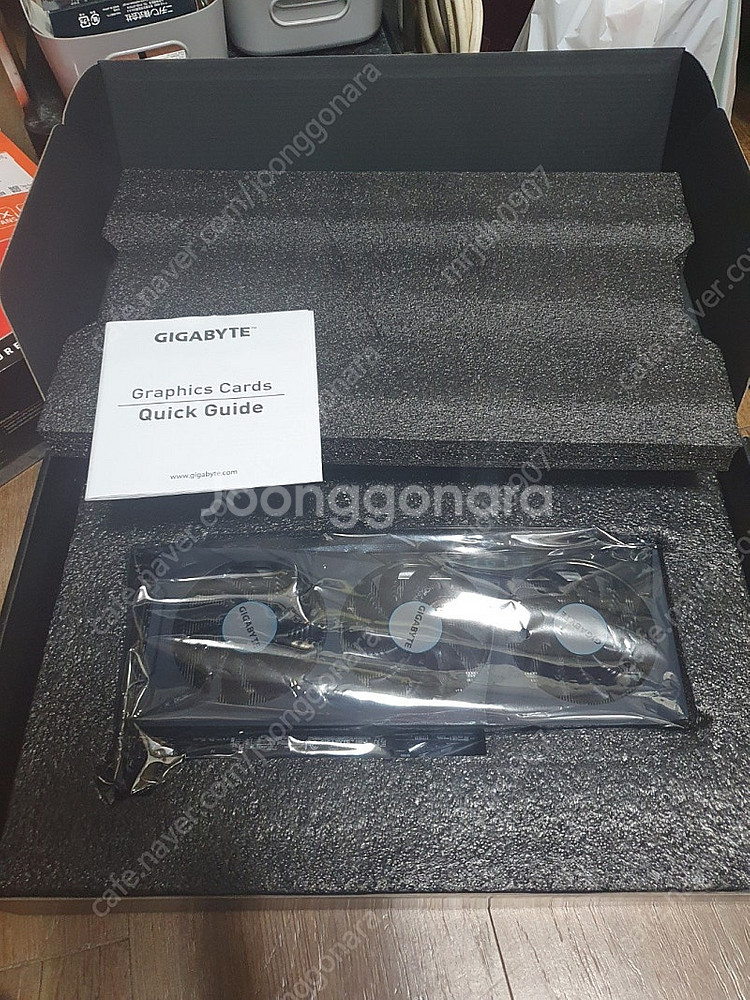 기가바이트 라데온 rx 6700xt 이글 팝니다~~~~...--7