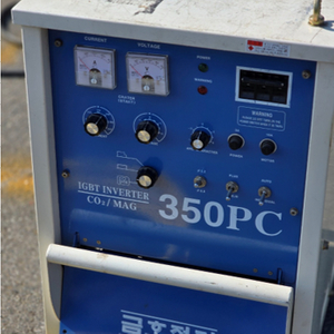 ［판매］기능이 뛰어난!!금호전기 인버터 CO2/MAG 용접기 350A 저렴하게 판매합니다!!