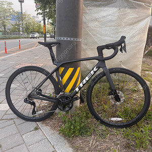 TREK 마돈 8세대 SL6 DI2 사이즈 M 블랙 (새제품)