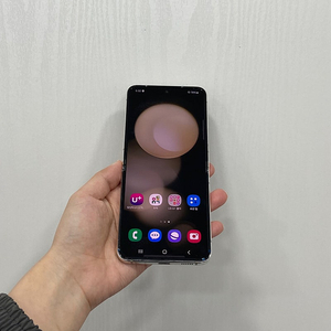 83701 갤럭시Z플립5 크림 256GB 부산 중고폰 팝니다 38만원