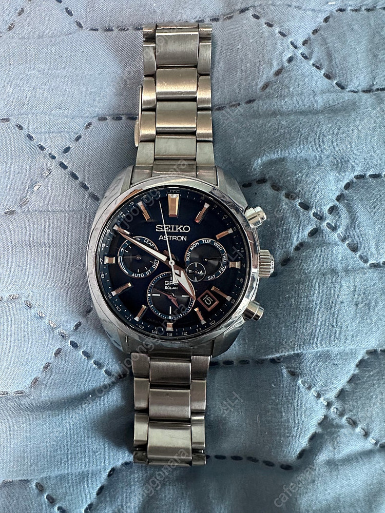 세이코 아스트론 솔라 GPS 시계 판매합니다. 이미지