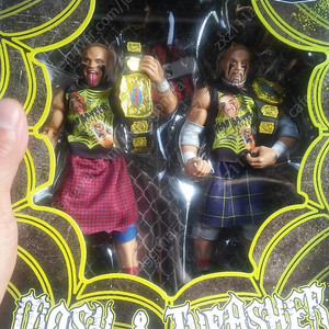 WWE 피규어 2팩 임페리엄,헤드뱅어즈,테드 디비아시/리키 스팀보트(콜로세움밋리즈),LWO 5팩팝니다.