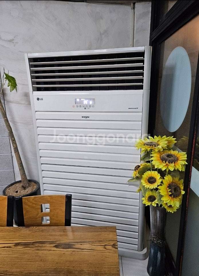 LG 인버터 스탠드 냉난방기 60평 80평 팝니다.--0