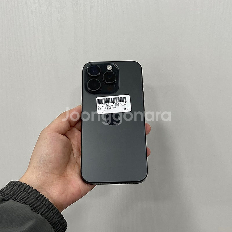 06473 아이폰15프로 블랙티타늄 256GB A급 부...--2