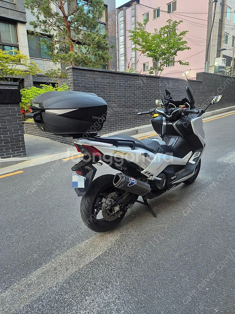 티맥스DX 17년식 16,000km 팝니다.--4