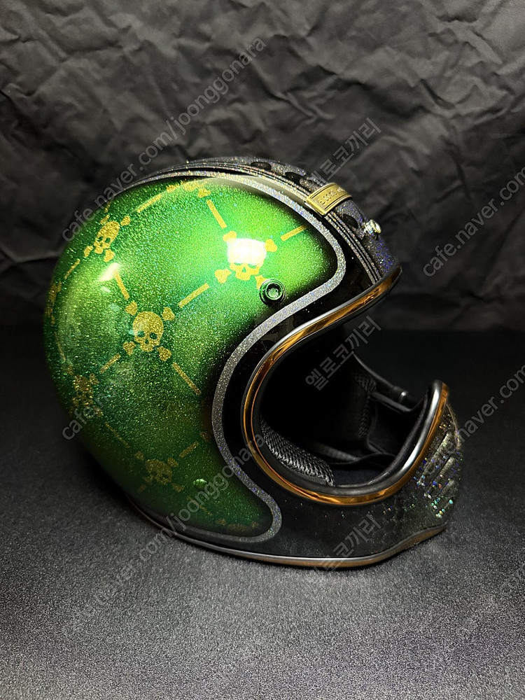 크랭크 커스텀 헬멧 이미지