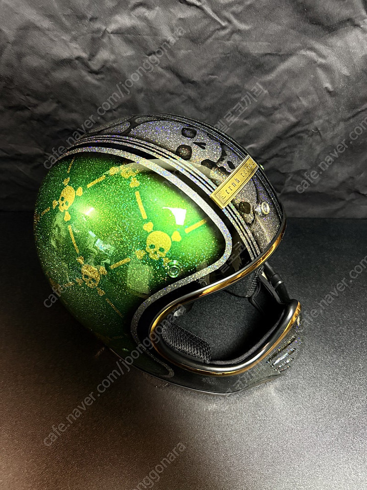 크랭크 커스텀 헬멧 이미지